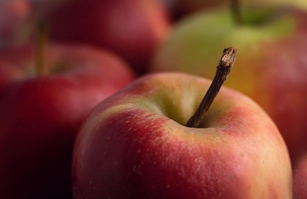 apple, healthy, red