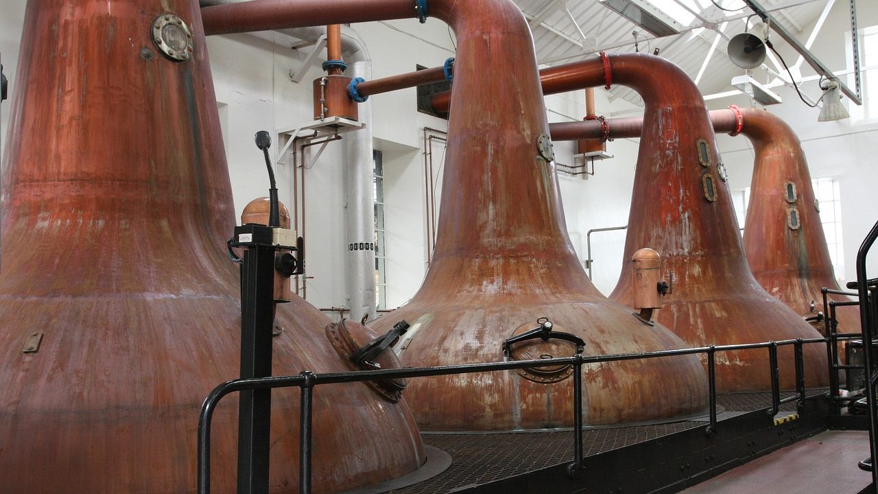 pot stills, distillery, distill